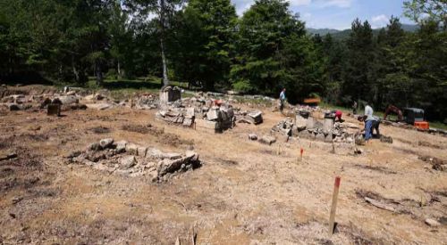 Bosna'nın 'en eski Müslüman mezarlığı' gün yüzüne çıkarılıyor