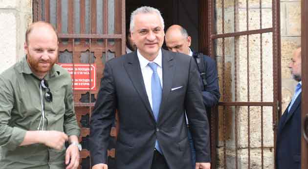 Kefalogiannis: Yunan askerler cezaevi koşullarından memnun