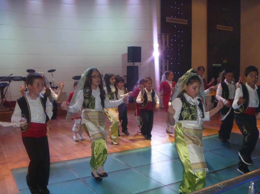 İskeçe Türk Birliği’nden Muhteşem Aile Gecesi