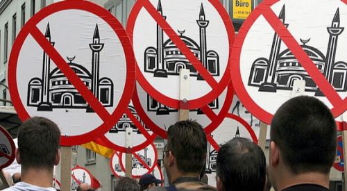 Ramazan ayında Avrupa'da İslamofobik söylem arttı