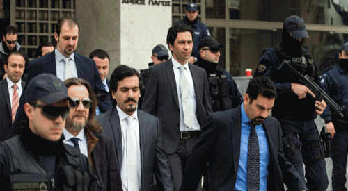 Yunanistan 4 darbeci FETÖ'cü askeri serbest bıraktı!