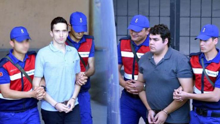 Türkiye'de tutuklu iki Yunan askeri için tahliye çıkmadı