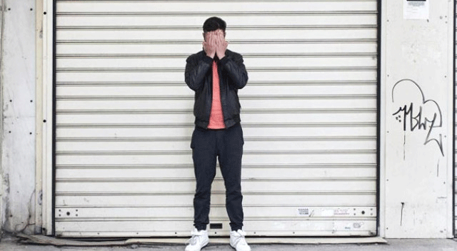 Atina'daki Omonia Meydanı'nda biten insanlık