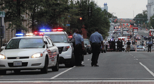 Gazete binasına silahlı saldırı: En az 5 ölü