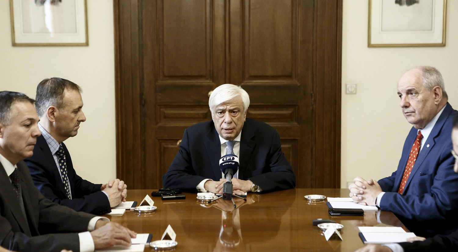 Μήνυμα ενότητας από Παυλόπουλο για Σκόπια και Άγκυρα