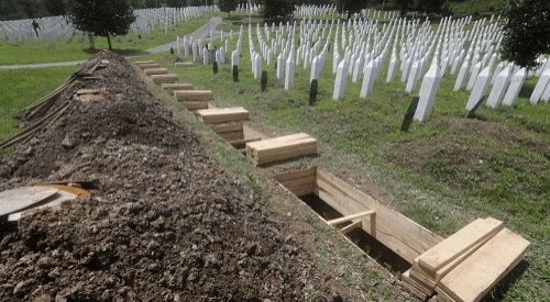 Srebrenitsa soykırımının 35 kurbanı daha defnedilecek
