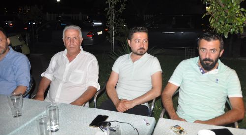 TRT ekibine Yunanistan'da çirkin müdahale