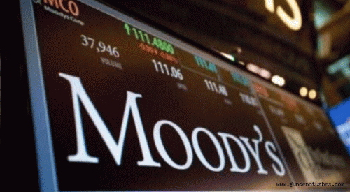 Moody's Yunan bankaların görünümünü yükseltti