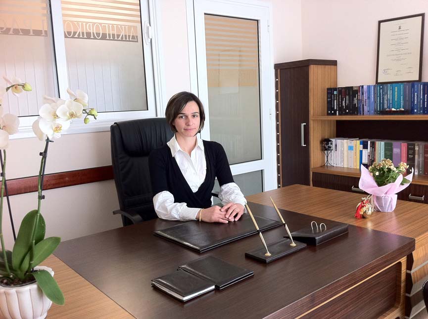 Avukat Kıymet Sabrioğlu Hukuk Bürosunu açtı