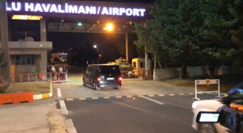 Serbest kalan Yunan askerler evlerine gönderildi