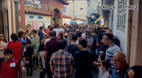 Eylem yapan okullardan görüntüler