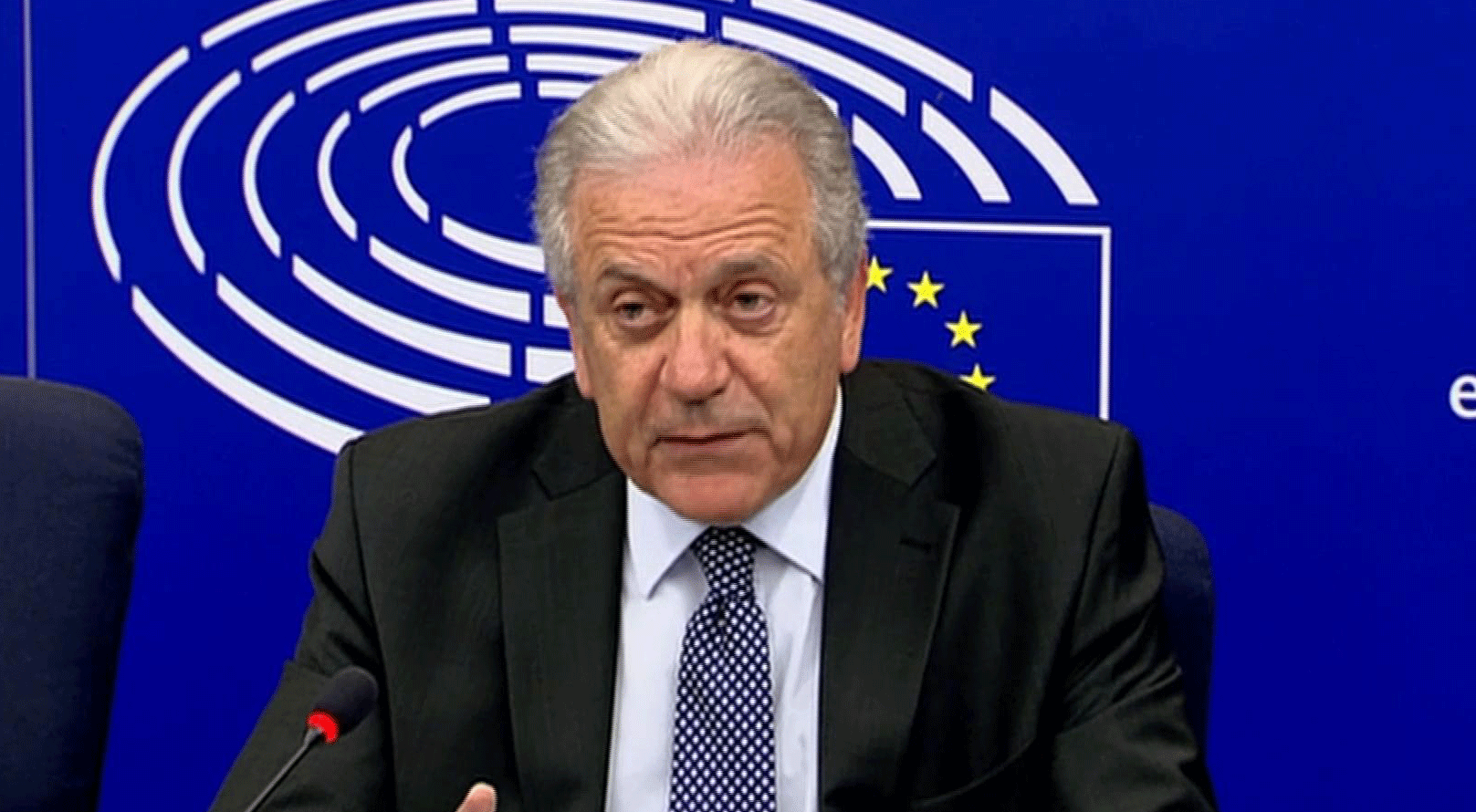 Avramopoulos'tan Türkiye'ye destek mesajı