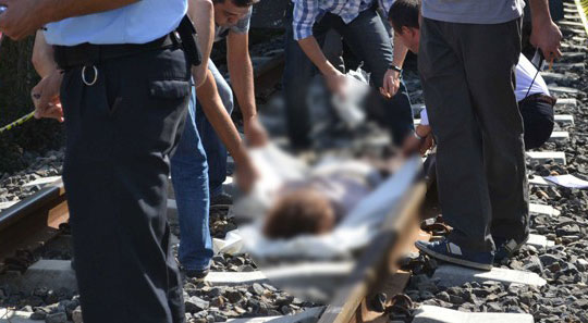 Gümülcine'de tren rayları üzerinde parçalanmış cesetler