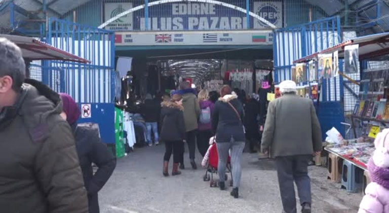 Yunanistanlı turistler kışlıklarını Edirne'den alıyor