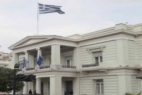 Atina'daki Suriye Büyükelçisi'nin ülkeyi terk etmesi istendi