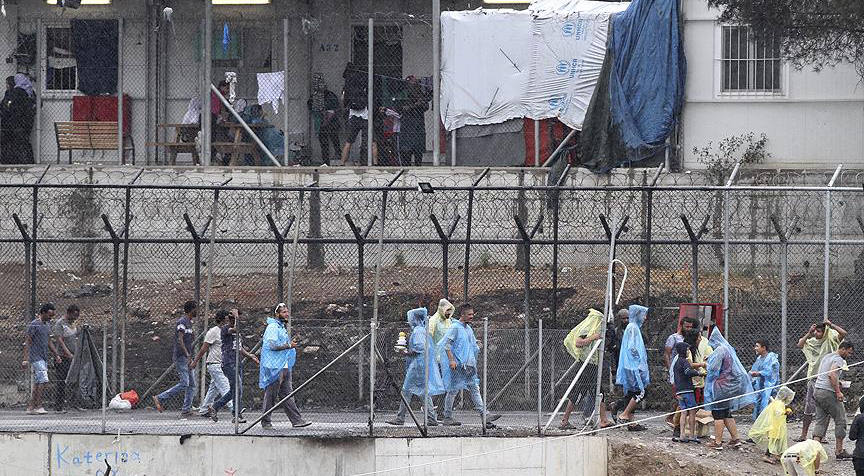 'Yunanistan, göçmenleri düzenli olarak zorla geri gönderiyor'