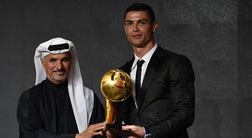 Ronaldo yeni yıla ödülle başladı