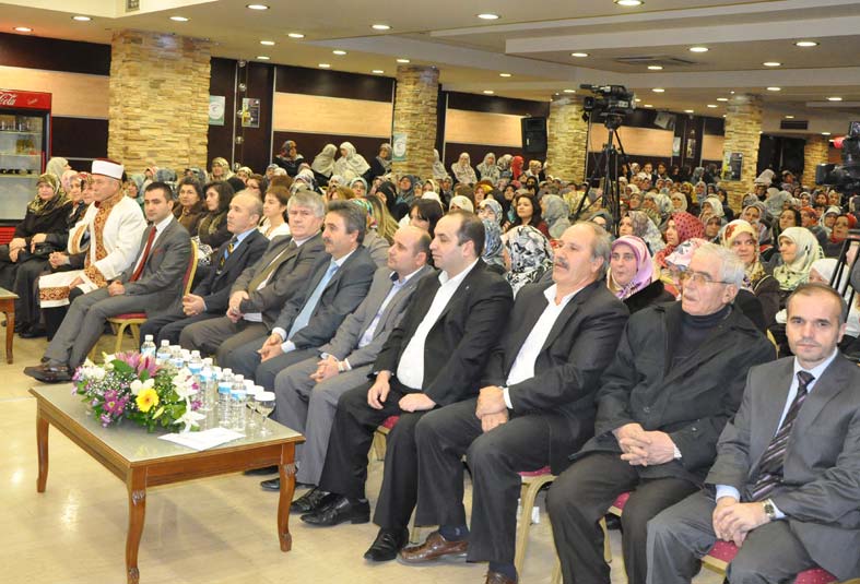 Muhteşem aşure etkinliğinde Başkonsolos Şener’den muhteşem sözler