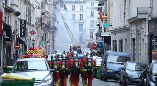 Paris'te patlama: 4 kişi hayatını kaybetti