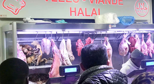 Helal kesim yasağına tepki: Avrupa'da yaşamak zorlaşıyor