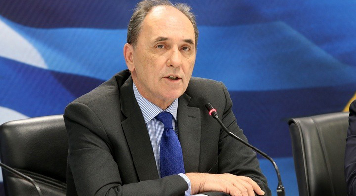 Enerji Bakanı Stathakis: 2030'a kadar 32 milyar euro yatırım gerekiyor