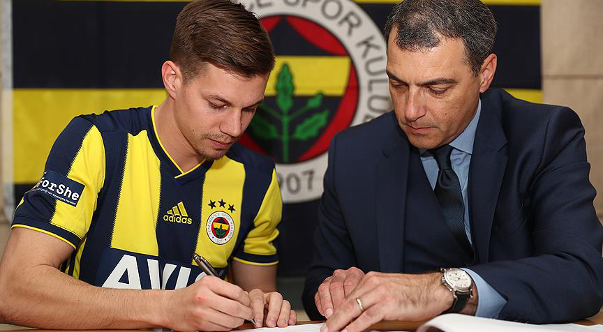 Miha Zajc resmen Fenerbahçe'de