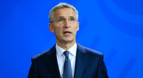 NATO Makedonya'nın üyeliğinin son aşamasını başlatacak