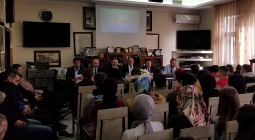 İTB’de Türkiye Bursları Tanıtımı ve Mesleki Rehberlik Semineri