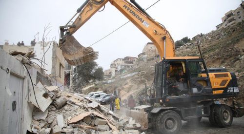 İsrail Doğu Kudüs’te Filistinlilere ait 3 evi yıktı