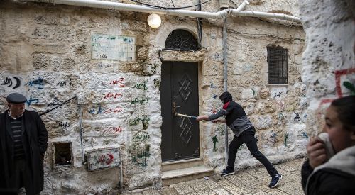 Yahudi yerleşimciler Kudüs'te Filistinli ailenin evine el koydu