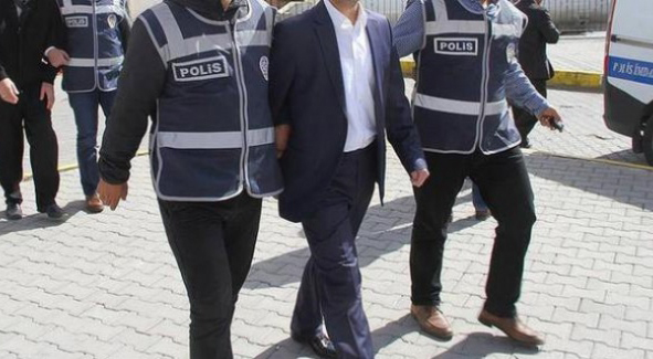 Sınırda yakalanan FETÖ'cü eski polisler tutuklandı