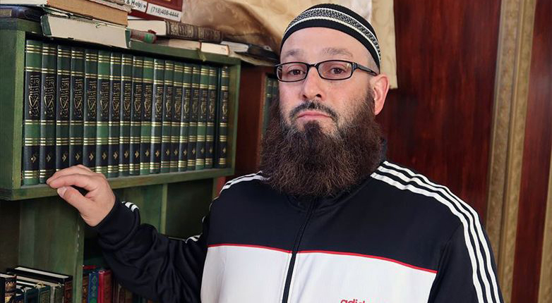 Irkçılıktan Müslümanlığa uzanan hikaye