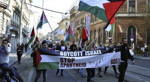 Avusturya'da İsrail ve ABD karşıtı gösteri