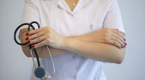 'Nokta atışı enjeksiyonlar, yaşam kalitesini yükseltiyor'