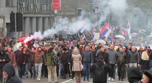 Sırbistan'da hükümet karşıtı protesto