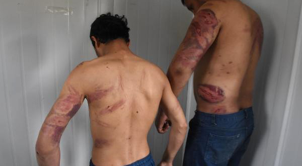 Polis Pakistanlı göçmenleri dövüp Türkiye'ye gönderdi iddiası