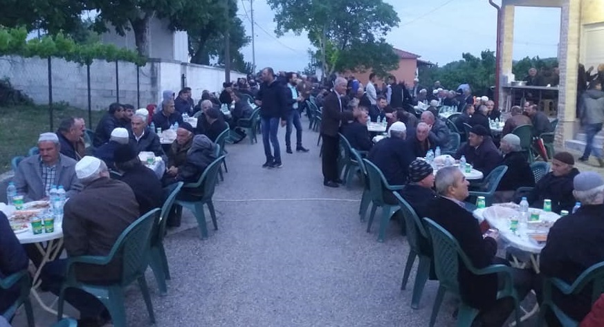Büyük Derbent iftarı yüzlerce soydaşı buluşturdu