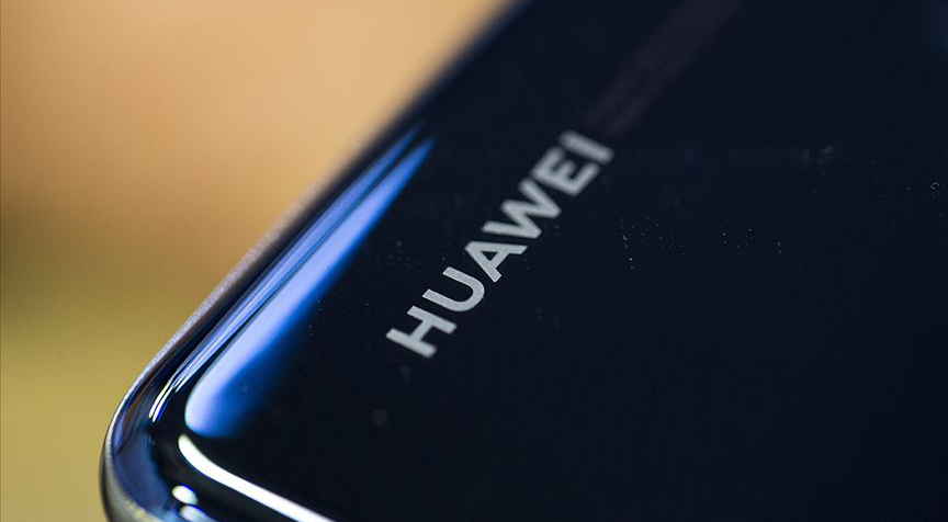 Çinli Huawei teknolojisi ile ABD'yi sallıyor
