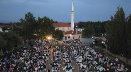 Bursa Büyükşehir Belediyesi'nden, Batı Trakya Türklerine iftar ve sahur programı