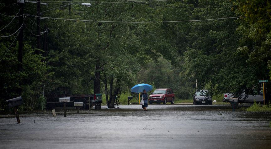 Fırtına ve şiddetli yağış can aldı