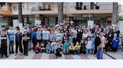 İskeçe'de çocuk iftarı düzenlendi