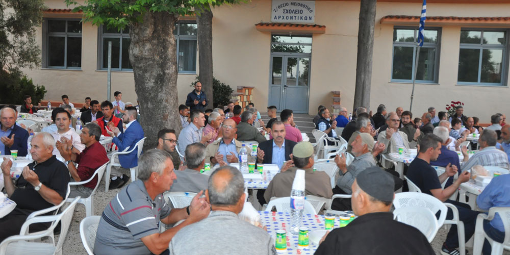 Çelebiköy halkı Kadir Gecesinde iftar yemeği düzenledi