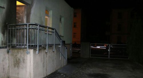 Almanya'da camiye saldırı