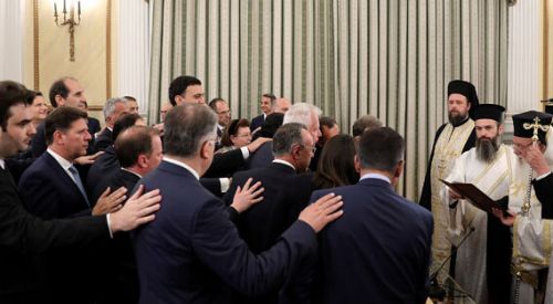 Yeni kabine üyeleri yemin etti