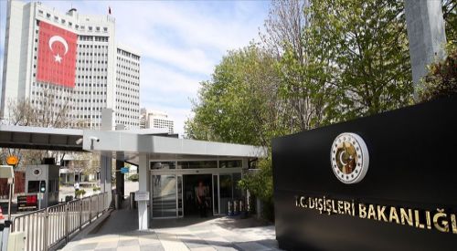 Türkiye: Avrupa’nın 'şımarık çocuğu' unvanı Yunanistan’a aittir