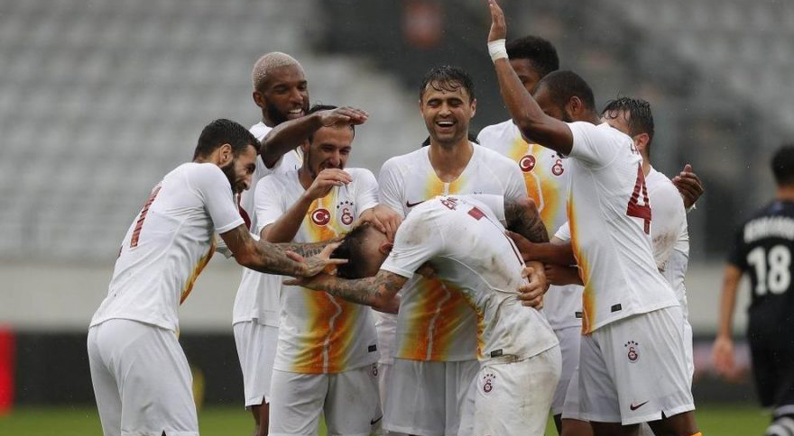 Galatasaray Bordeaux'yu 3 golle geçti