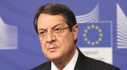 Anastasiadis'e Rus kara parasını aklama suçlaması