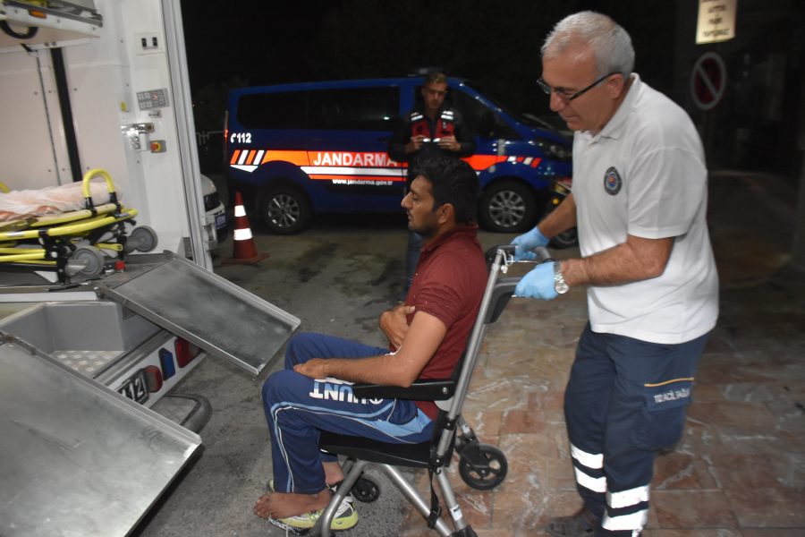 Türk-Yunan sınırında 5 göçmen tüfekle vurulmuş halde yaralı bulundu