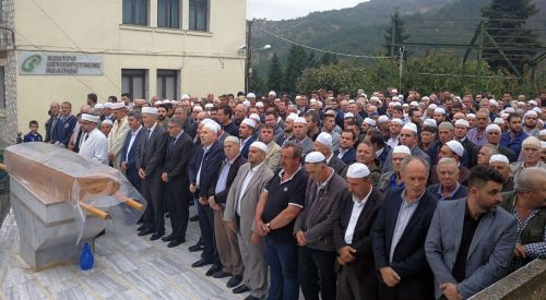 İskeçe Müftüsü Ahmet Mete’nin annesi son yolculuğuna uğurlandı