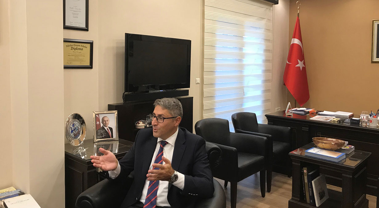 Başkonsolos Ömeroğlu: Türkiye teröre karşı mücadele ediyor